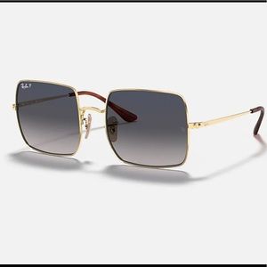NWT! Rayban SQUARE 1971 CLASSIC, gold rims, NWT